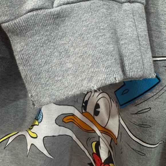 NEW Gucci x Disney Grey Flash Donald Duck Sweatshirt Size XL Crewneck Distressed - Picture 10 of 16
